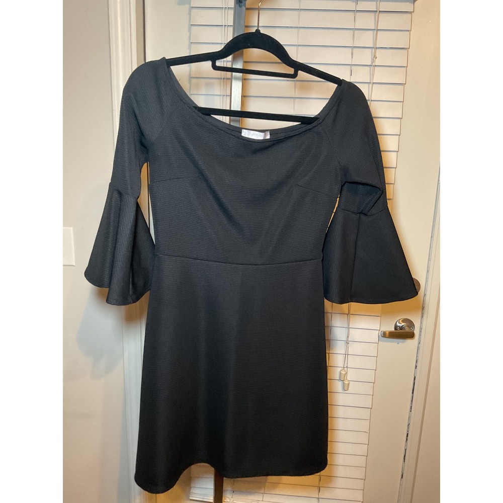 Cooperative Black Dress Fit‎ & Flare Bell Sleeve Ribbed Texture Size M